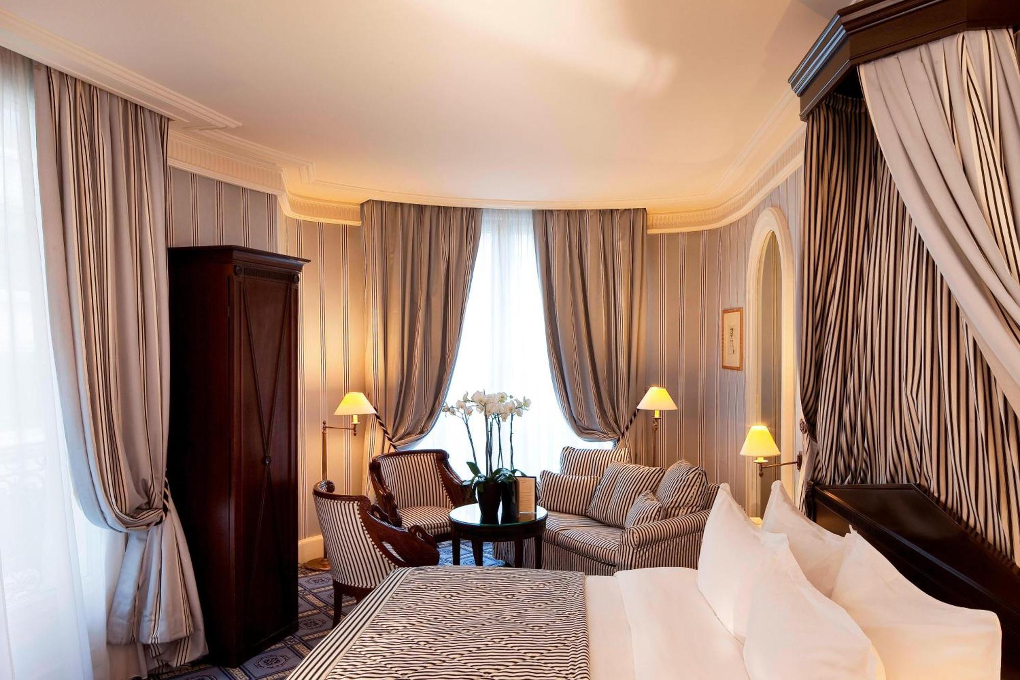 Le Dokhan'S Paris Arc De Triomphe, A Tribute Portfolio Hotel Exterior photo